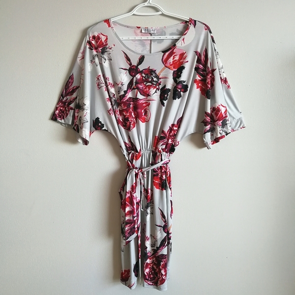 CITY GODDESS Petite Floral Tie Dress - Picture 2 of 8